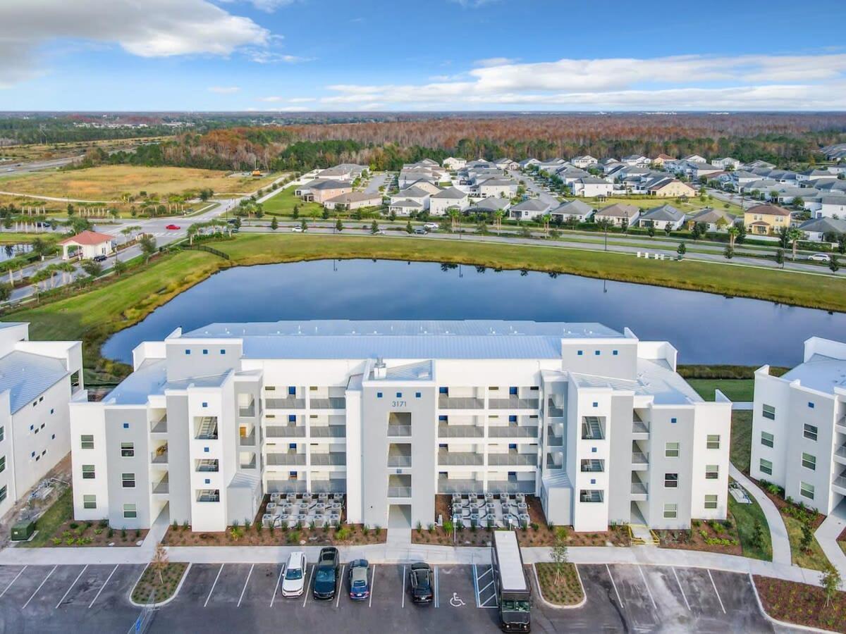 Gorgeous 2Br Lakeview Condo With Waterpark Киссимми Экстерьер фото