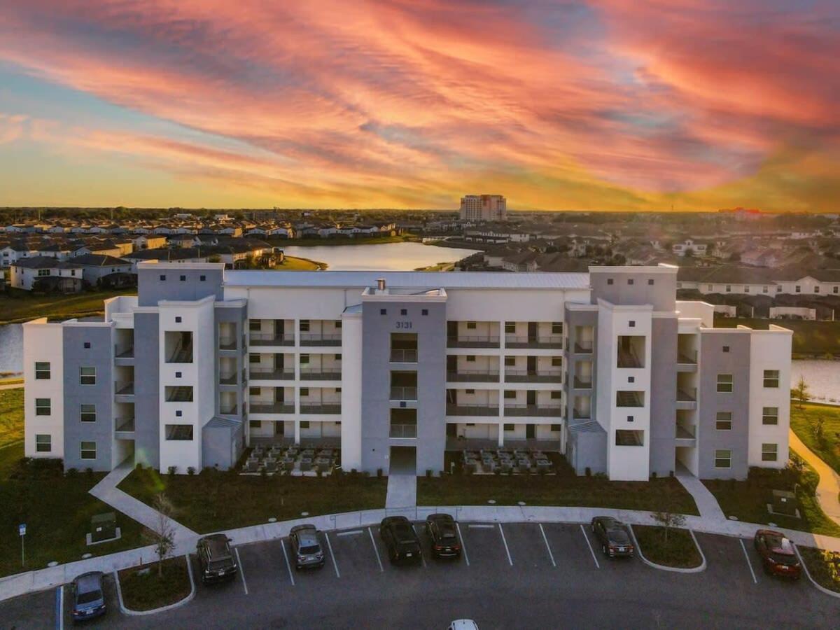 Gorgeous 2Br Lakeview Condo With Waterpark Киссимми Экстерьер фото