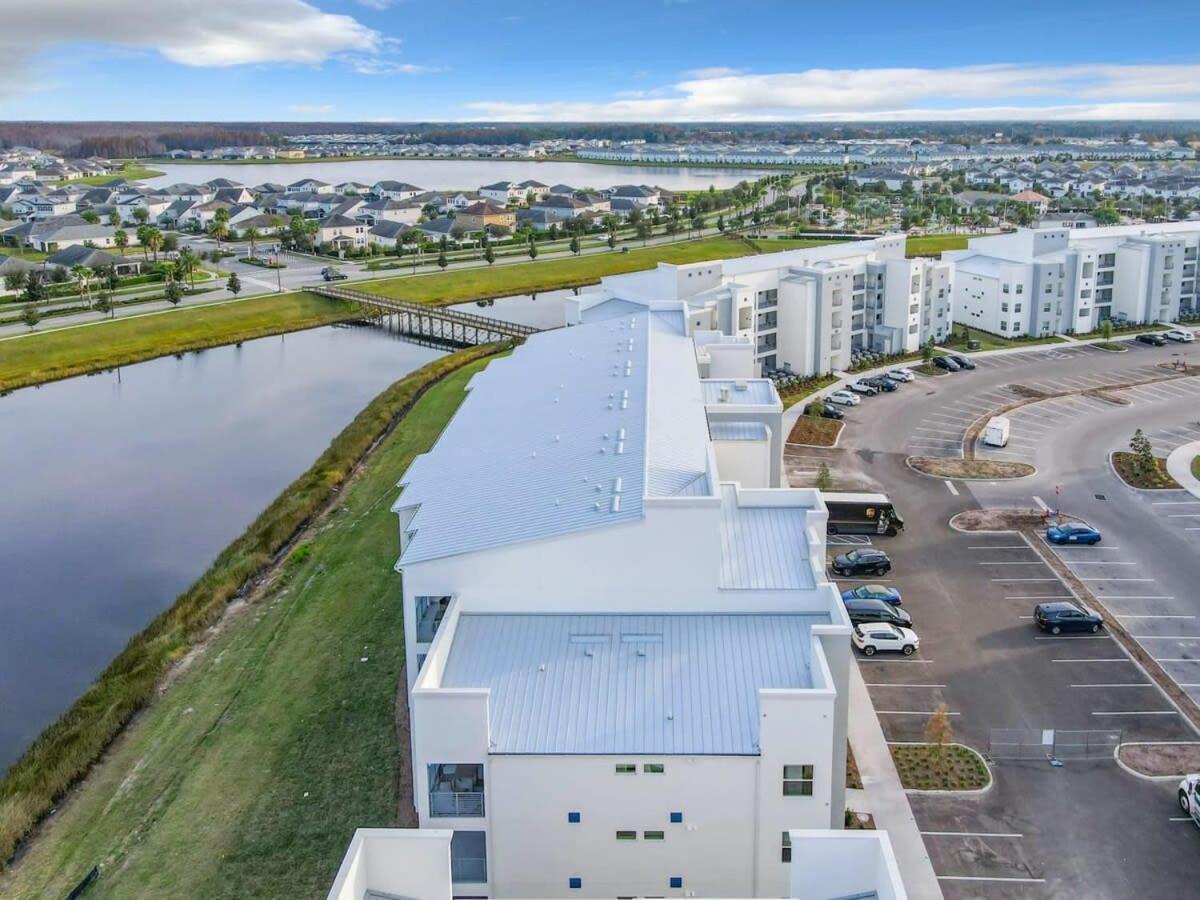 Gorgeous 2Br Lakeview Condo With Waterpark Киссимми Экстерьер фото
